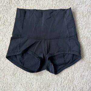 Lululemon luxtreme high waisted shorts black size 4